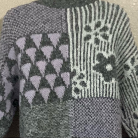 Sincerely Jules Oversize Gray, White & Lavender Open Front Cardigan - Picture 5 of 5